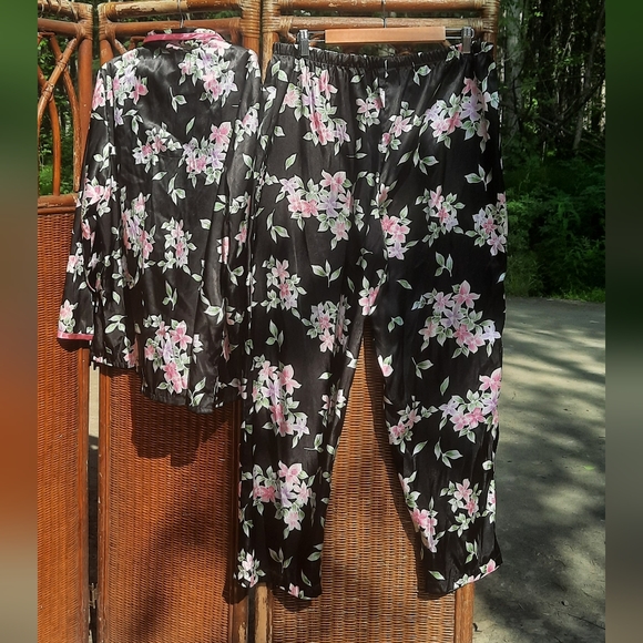 Secret Treasures Floral Pajama Pants Set - Picture 5 of 9